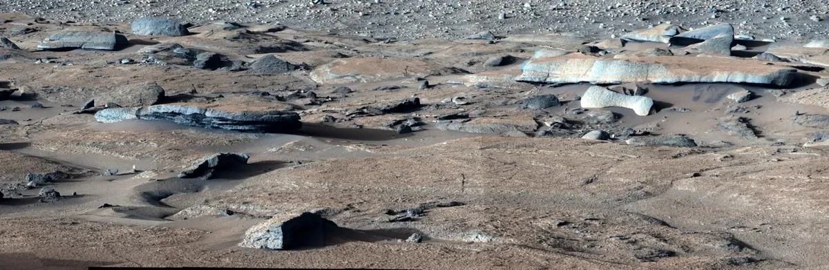 Древняя береговая линия озера. © NASA/JPL-Caltech/ASU/MSSS