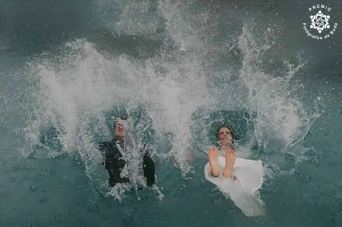 Забудьте о первом танце — эти двое сразу же отправились в первый забег.