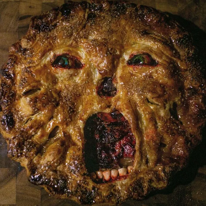 «Яблочный пирог, который я приготовил для коллеги».
