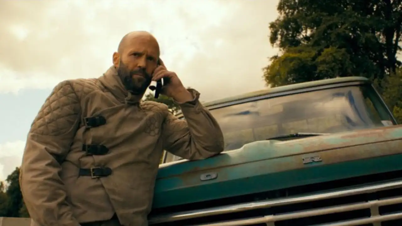 Джейсон Стэйтем в фильме «Пчеловод».