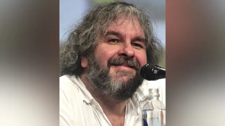 Режиссер Питер Джексон объяснил замену Гослинга в фильме «Милые кости»
