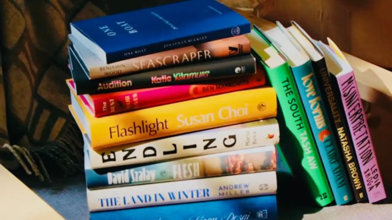 Финалисты Букеровской премии 2025 года.