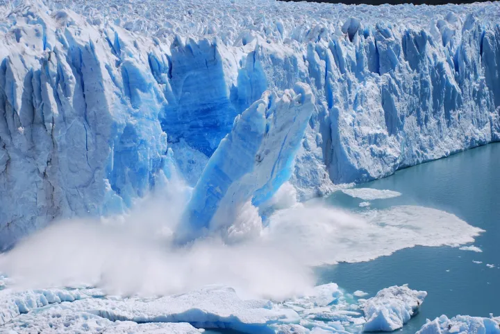 Таяние ледников замедляет вращение Земли.