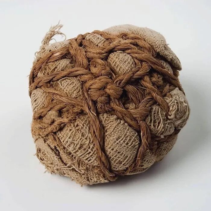 Самодельный мяч из Древнего Египта.