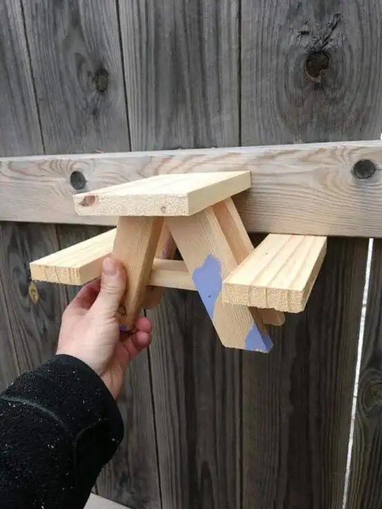 Столик для белок.