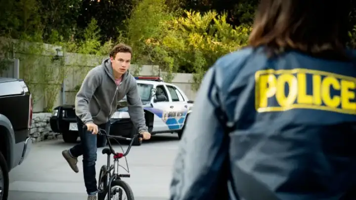 Фанаты называют этот сериал лучше «Острых козырьков»