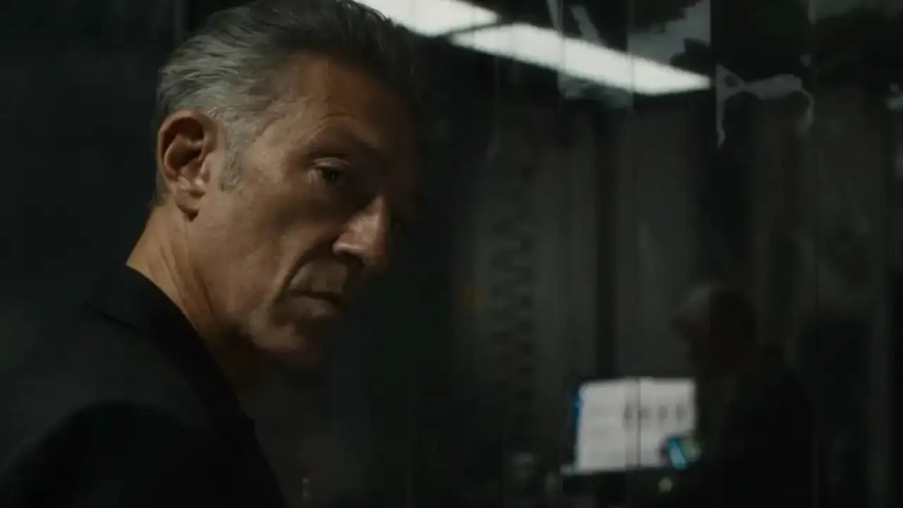 Венсан Кассель в фильме «Саван».