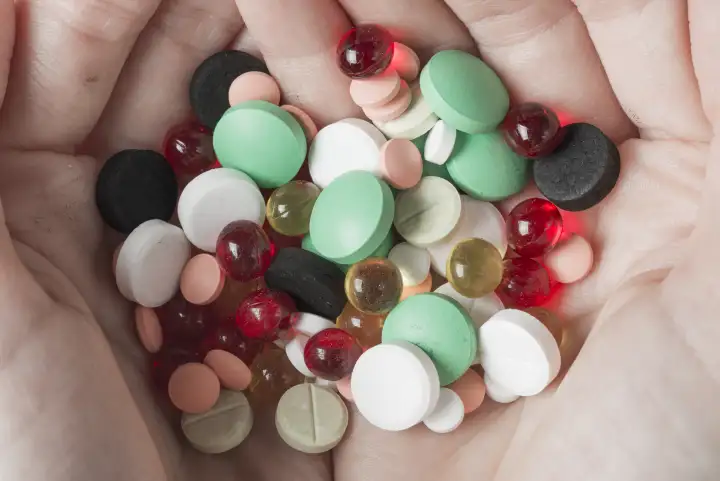 Самые тяжёлые побочные эффекты оказались у старых антидепрессантов.