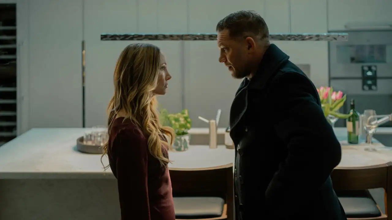 Кадр из сериала  «Гангстерленд».