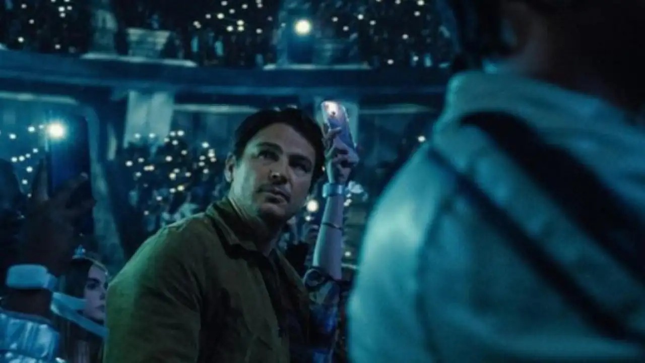 Джош Хартнетт в фильме «Ловушка».