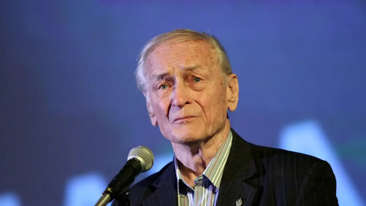 Михаил Ножкин