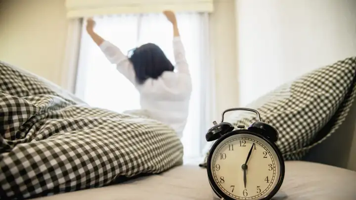 Миф о 5 утра: почему ранний подъем не сделает вас успешнее