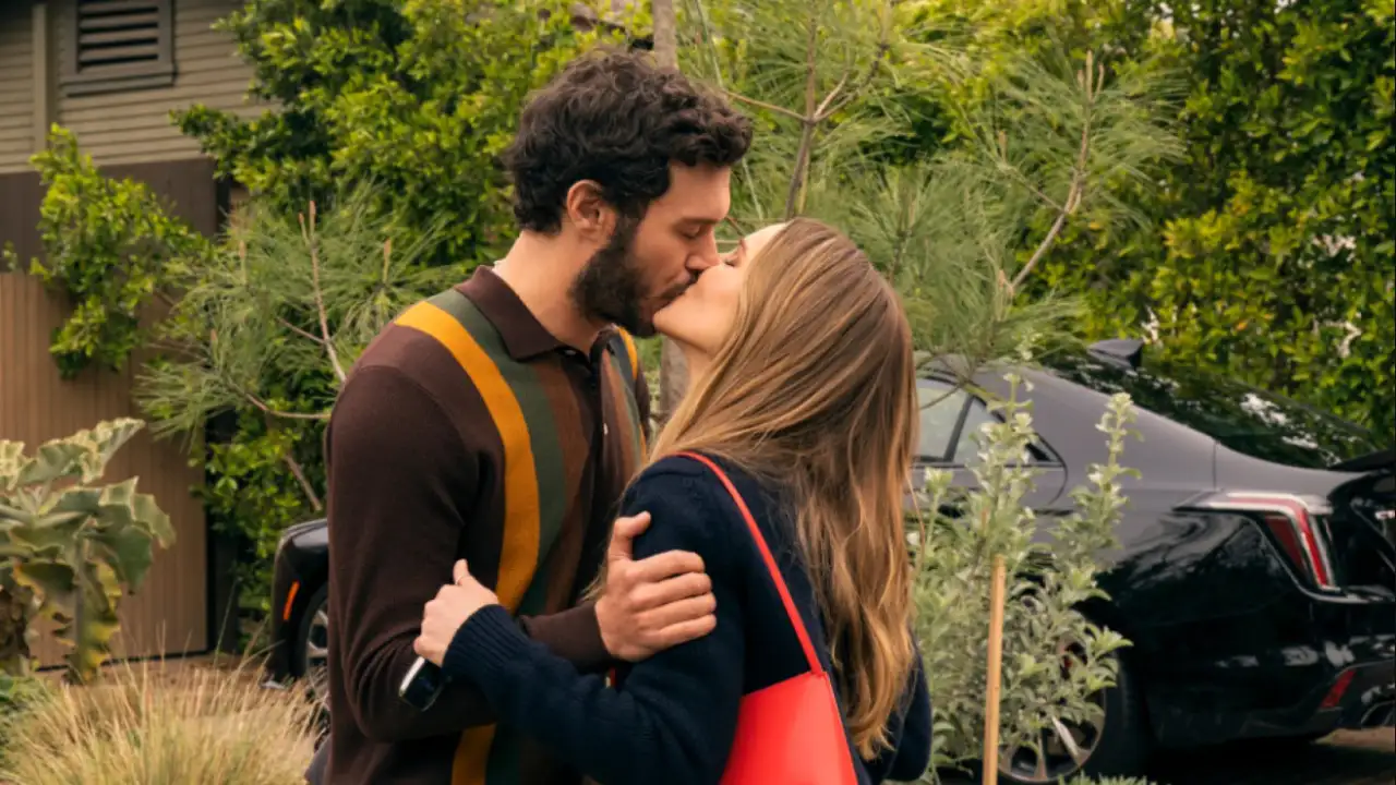 Кадр из сериала «Никто этого не хочет».