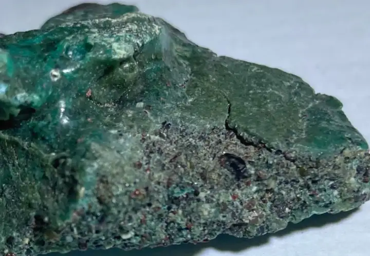 Пластиковый камень. Пластиковый камень.