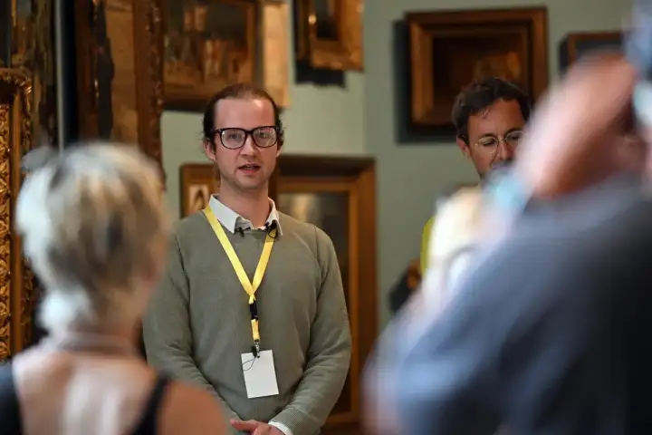 В Доме Истории (Haus der Geschichte) в Бонне, Германия, появился новый хит — «анти-туры».