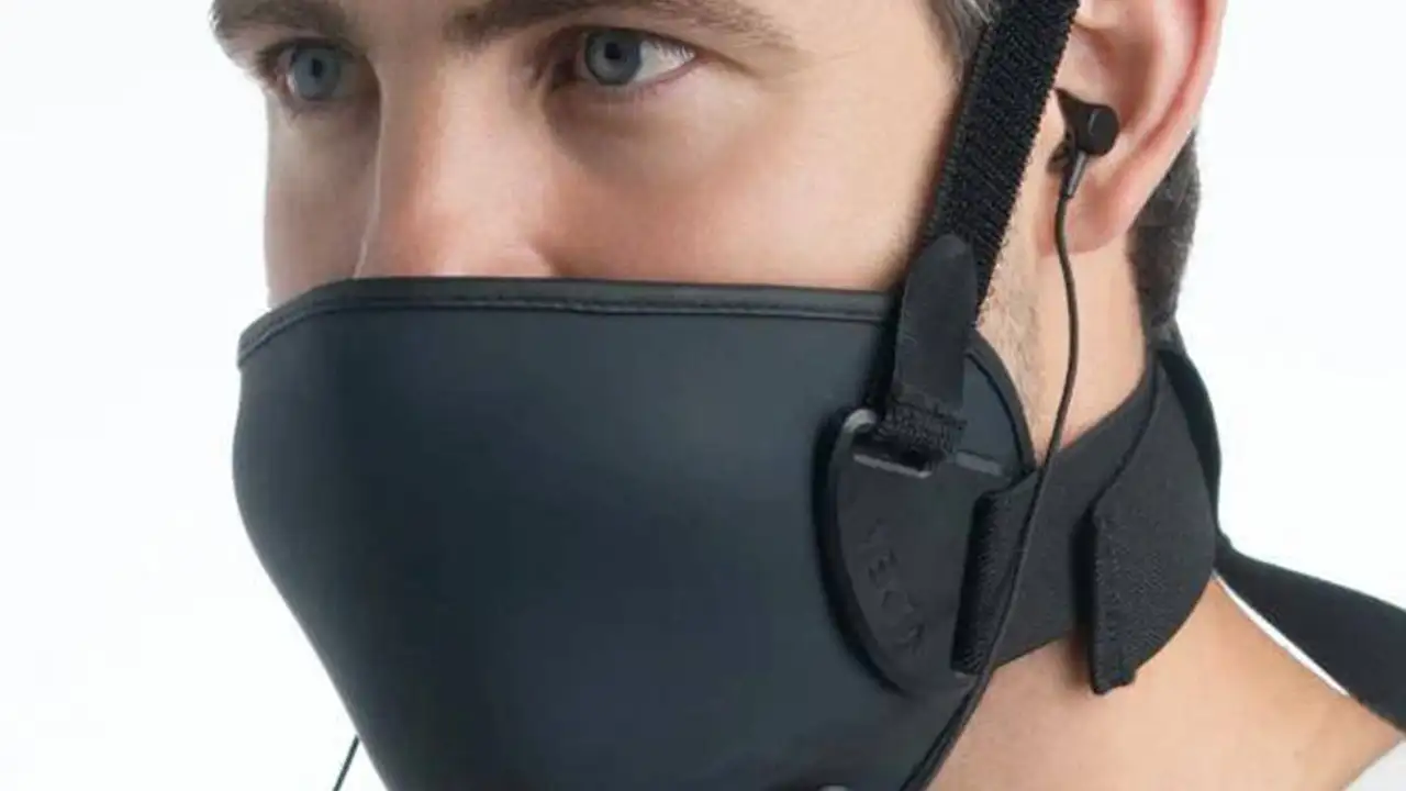 Маска Soundproof Mask, поглощающая крики во время онлайн-игр.