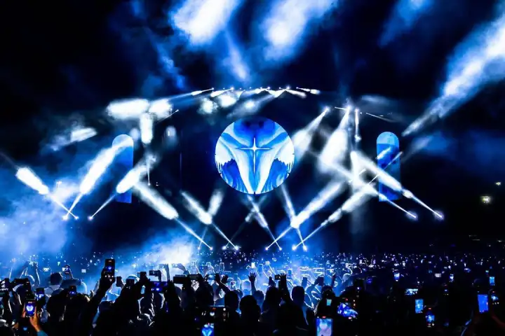 Святой рейв прошел в Словакии.