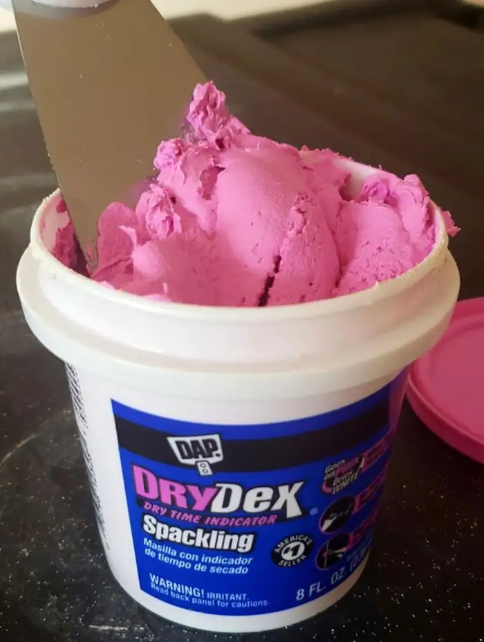 Мороженое или шпатлевка?