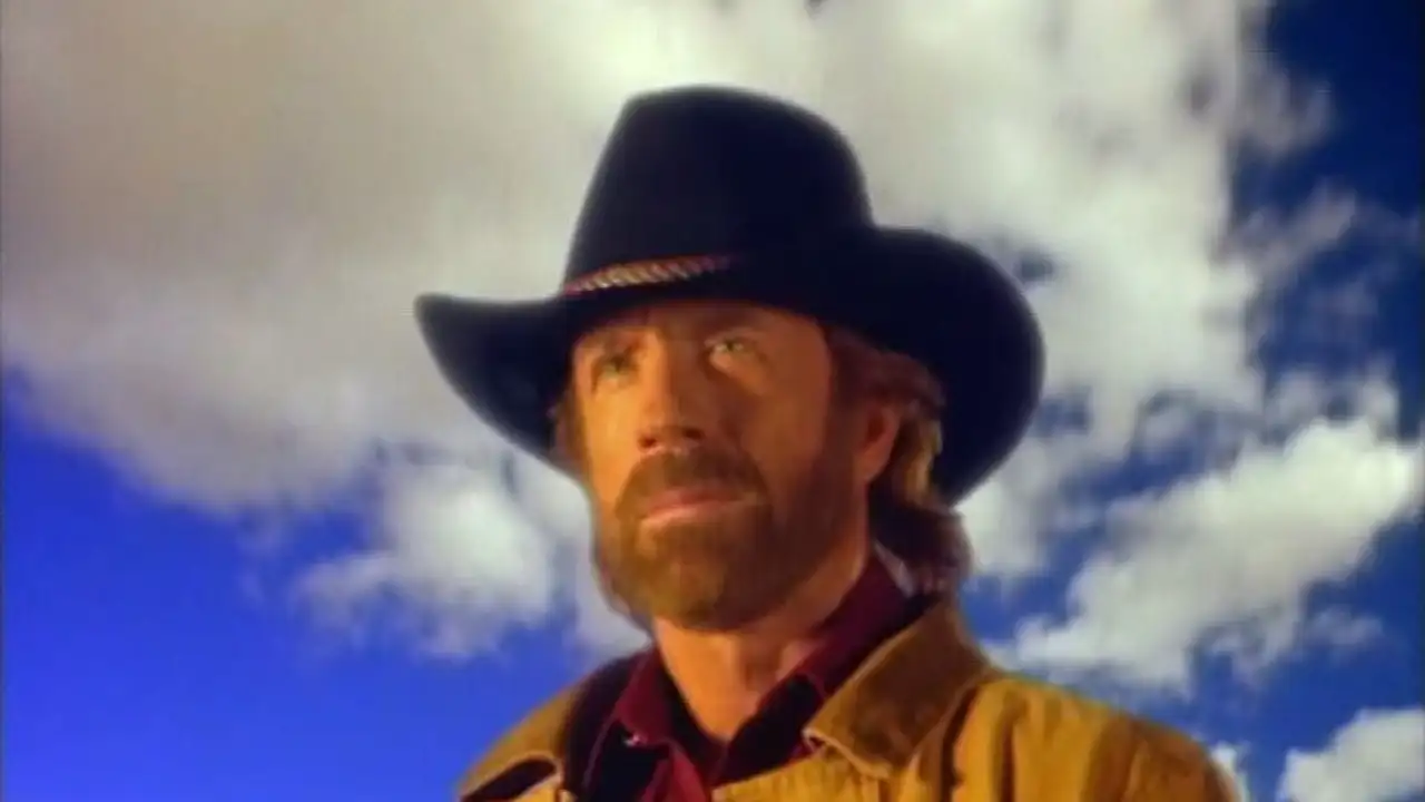 Чак Норрис в роли крутого Уокера