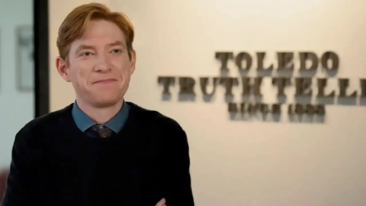 Кадр из сериала «Газета».