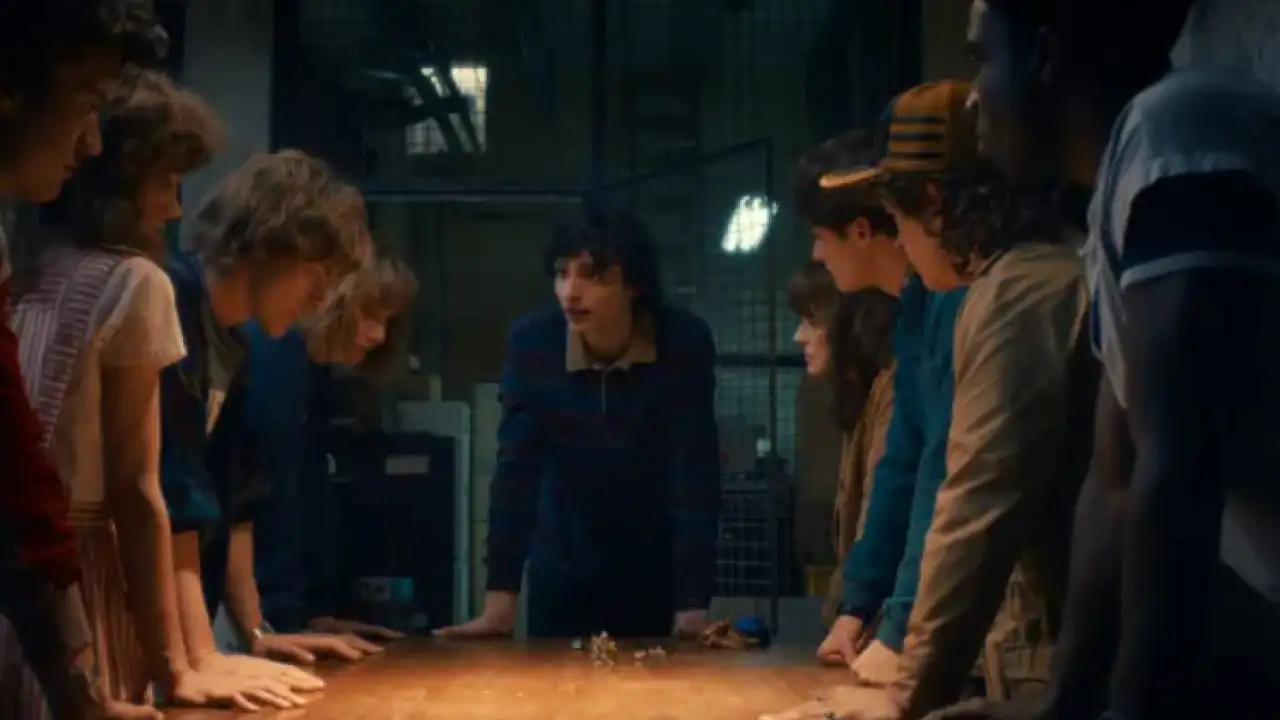 Кадр из сериала «Очень странные дела».