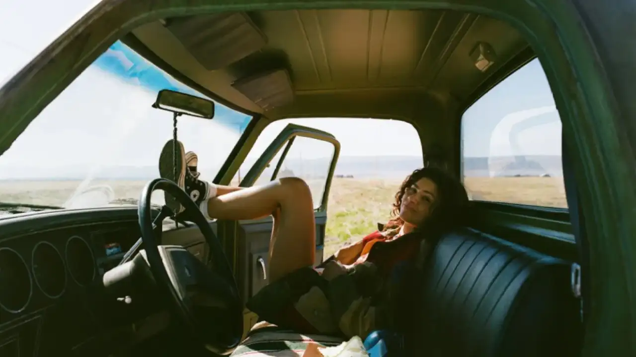 Кадр из сериала «Эйфория».