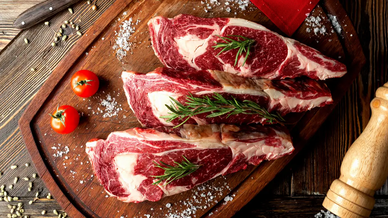 Красное мясо.