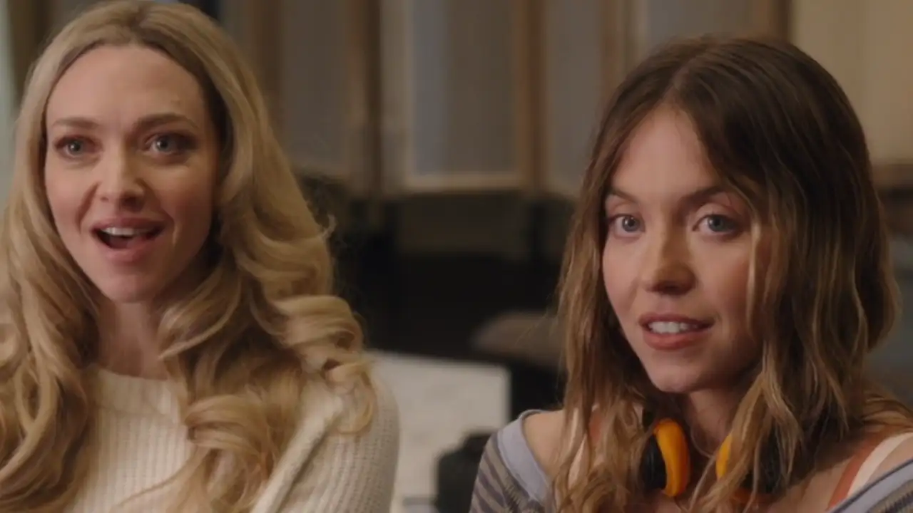 Аманда Сайфред, Сидни Суини