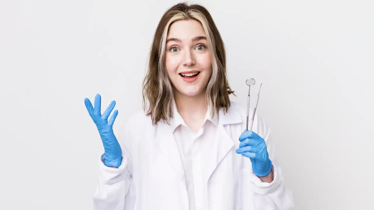 Стоматолог