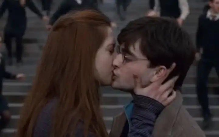 Кадр из фильма «Гарри Поттер и Дары Смерти: Часть II» Кадр из фильма «Гарри Поттер и Дары Смерти: Часть II»