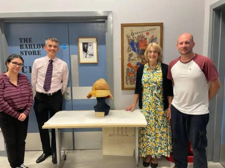 Но как она выглядела на солдатах империи тех времен? Но как она выглядела на солдатах империи тех времен?