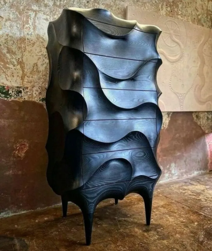 Дизайн шкафа от Caleb Woodard Furniture.