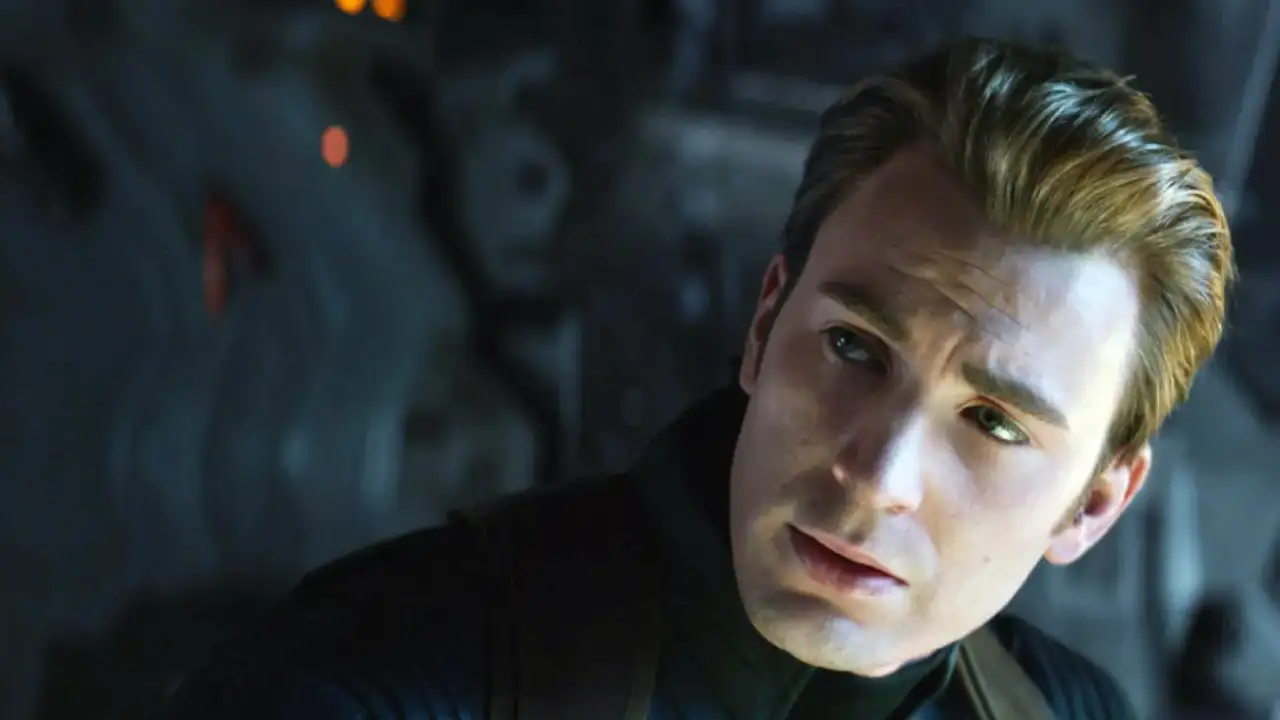 Крис Эванс в роли Стива Роджерса.