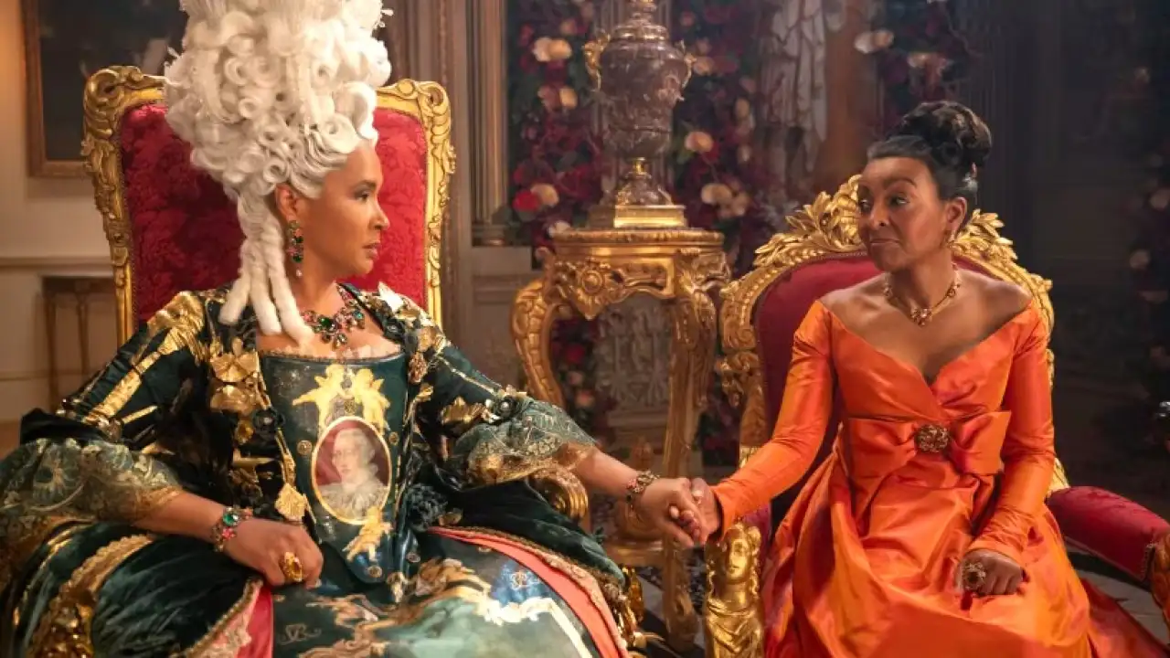 кадр из видео