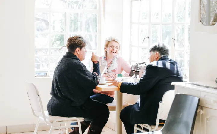 Поддерживайте социальные связи. Поддерживайте социальные связи.
