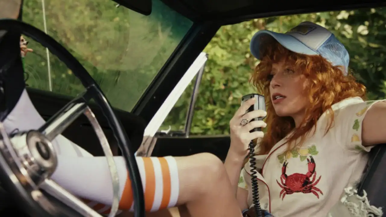 Кадр из сериала «Покерфейс».