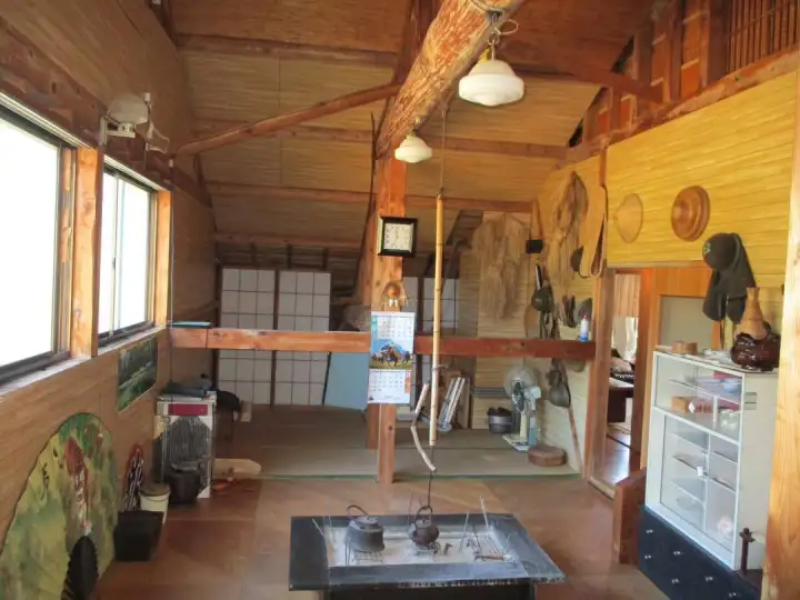 ...и большой гараж.