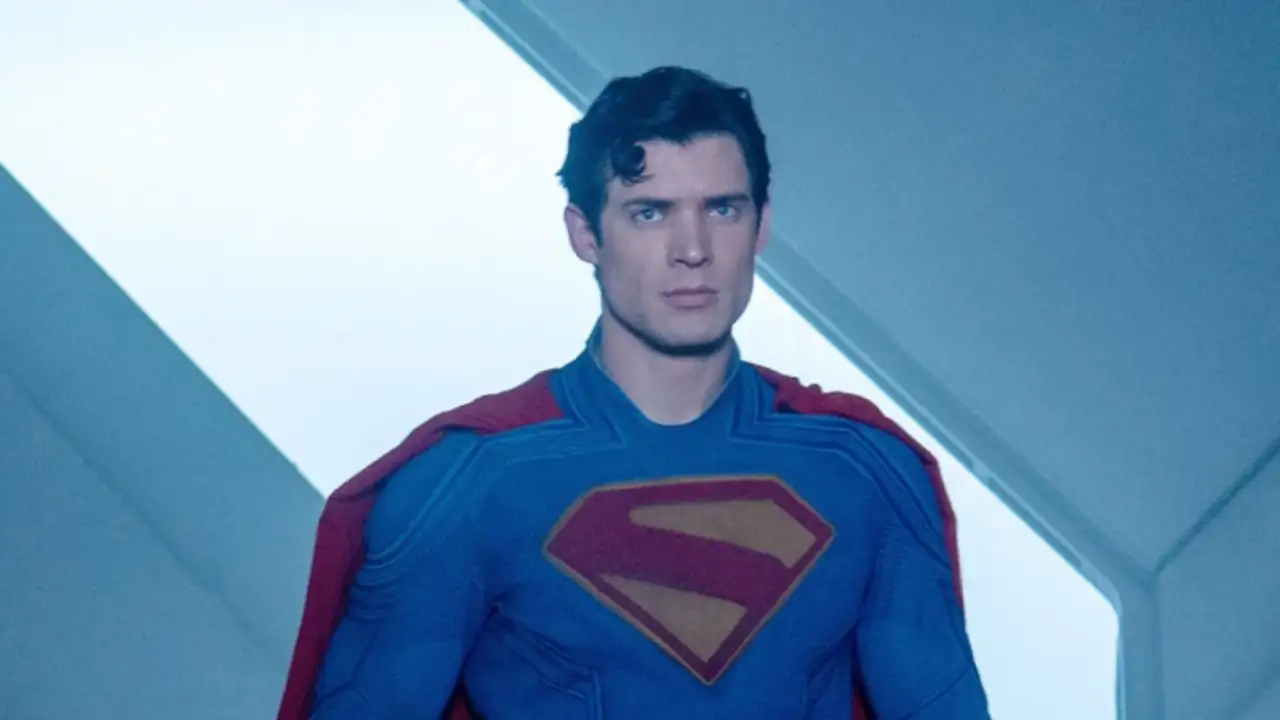 Дэвид Коренсвет в образе Супермена.