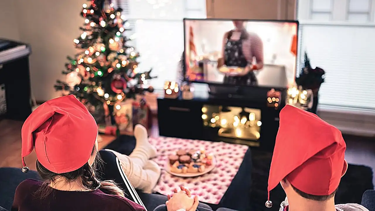 Просмотр фильма.