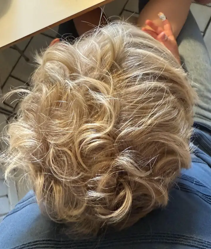 «Волосы моего сына наполовину прямые, наполовину вьющиеся».