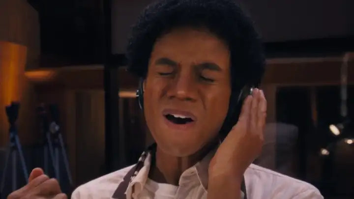 Режиссер «Неверленда» подверг резкой критике фильм «Майкл»