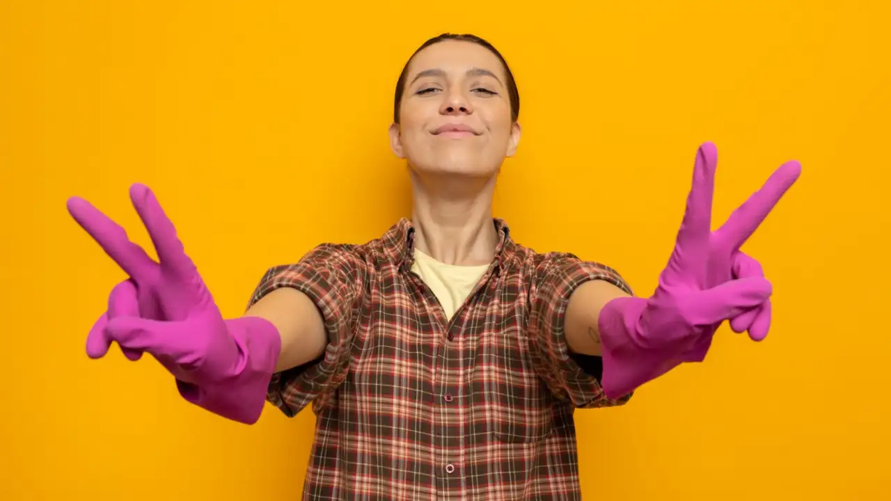 Резиновые перчатки