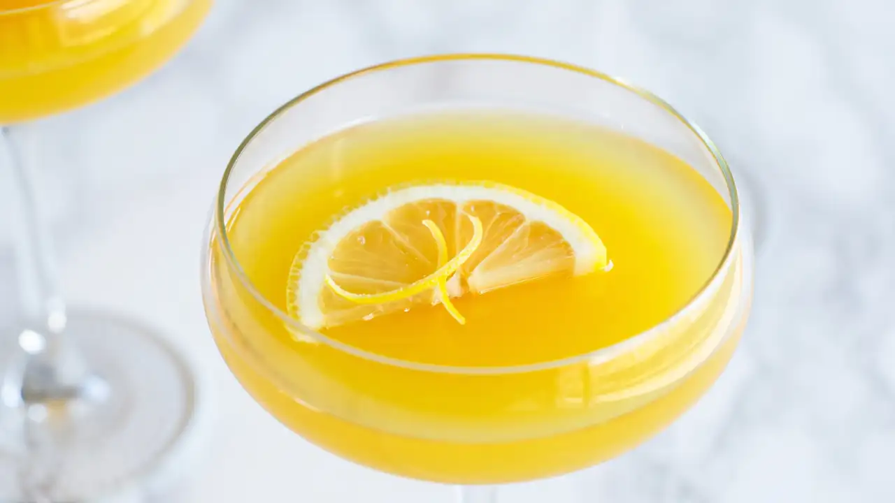 Желейный десерт.