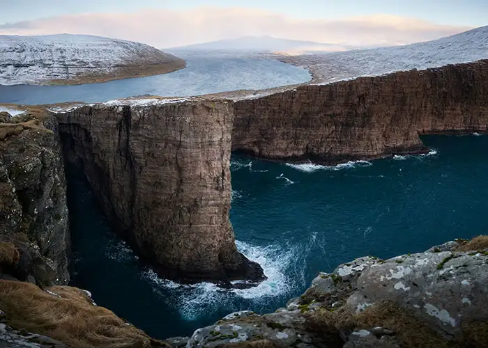 Озеро на Фарерских островах.