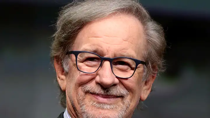 Спилберг запускает мрачный сериал, который изменит легенду о призраке Каспере