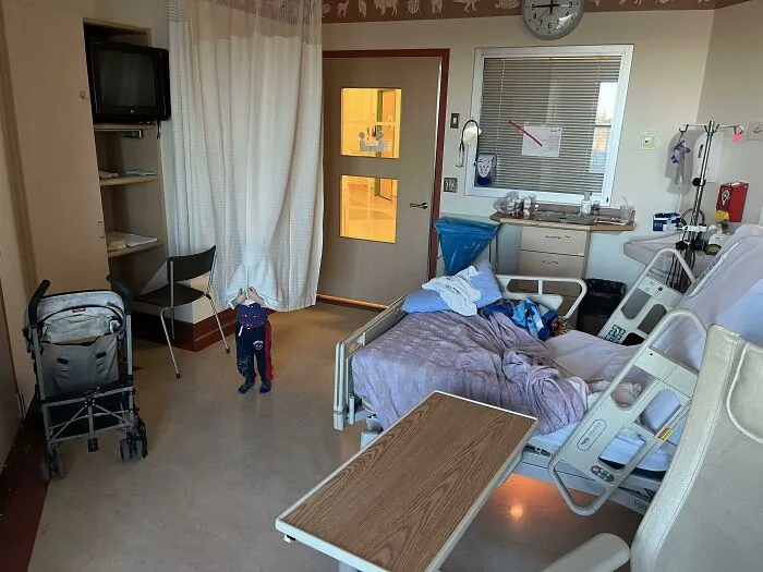 «Мой сын решил, что отлично спрятался».