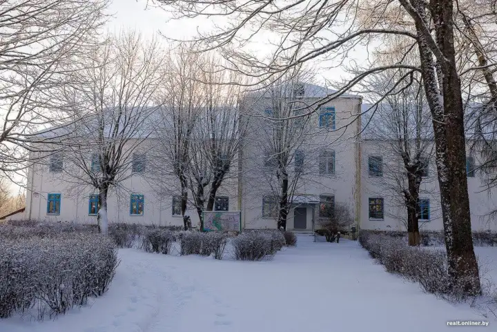 Психбольница снаружи. Психбольница снаружи.